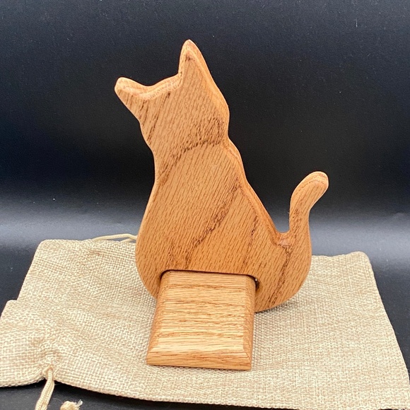 Handmade Oak Wood Cat Phone Holder Made in USA Come with Linen Bag - Picture 2 of 8